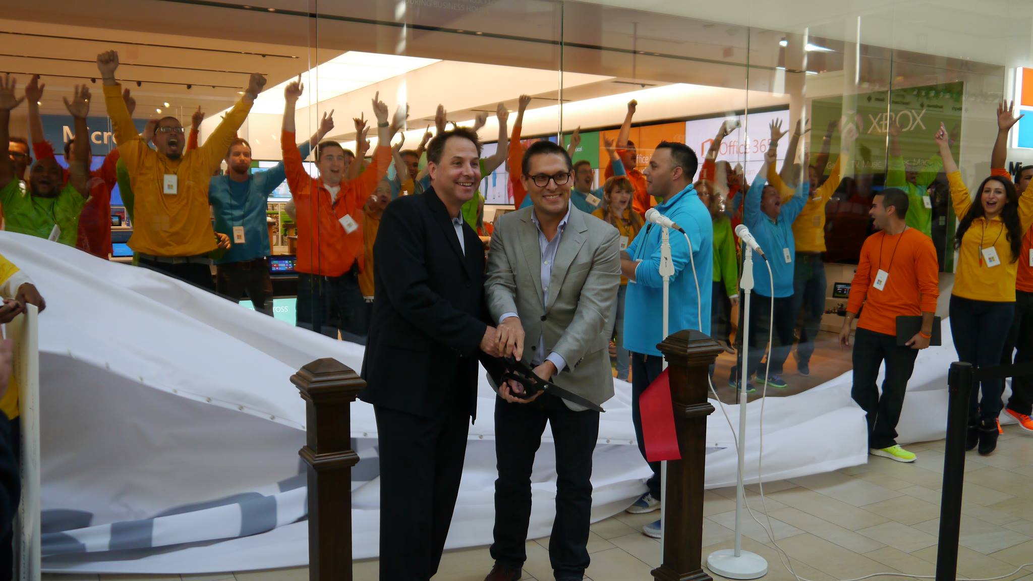 ribbon cutting at Burling Mall