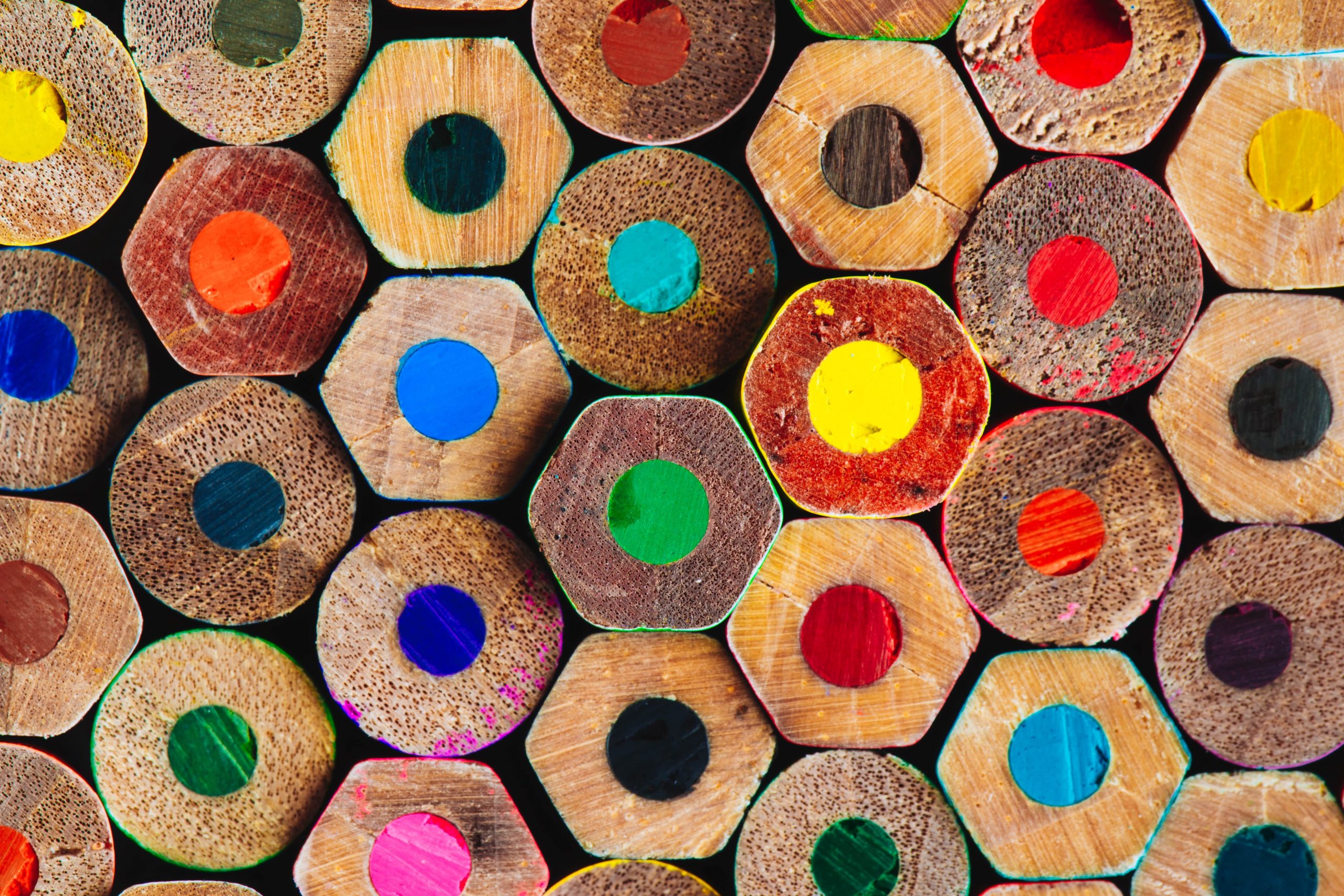 A photo showing dozens of colored pencils